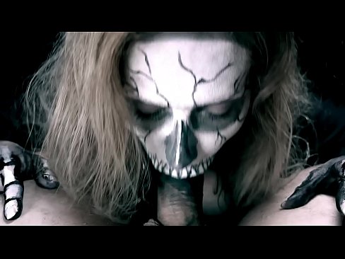 ❤️ Demonska djevojka siše kurac svojim crnim ustima i guta spermu. ☑ Porno vk na bs.yh9n.top
